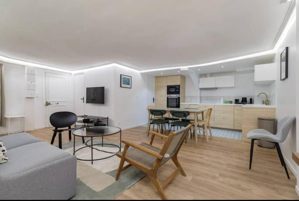Appartement Spacious In Opera With 3bdr For 6pax Parijs